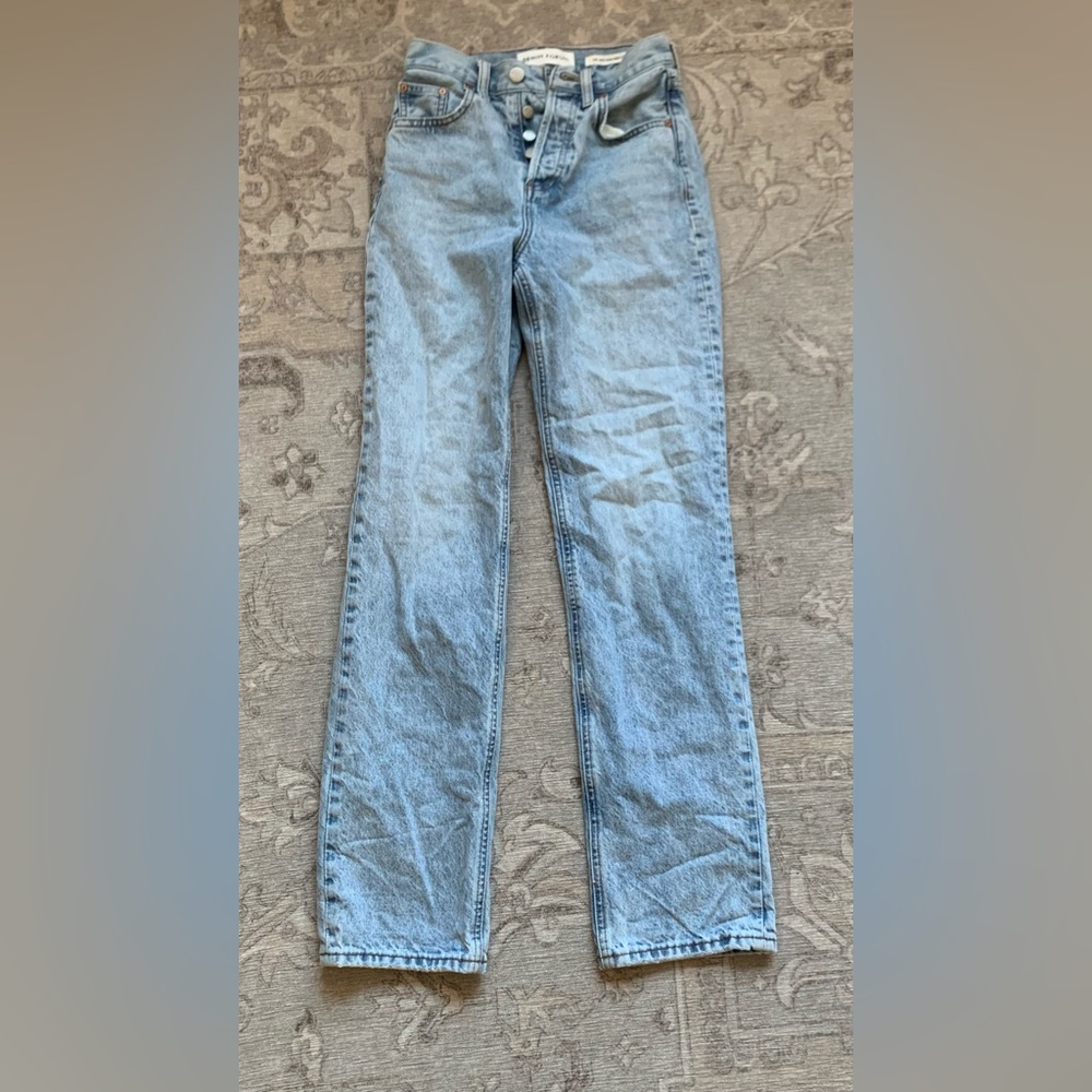 Aritzia denim forum 90s high rise jean